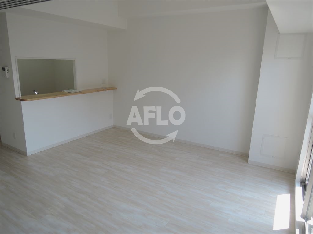 居室・リビング　サラベルナール夕陽丘　リビング