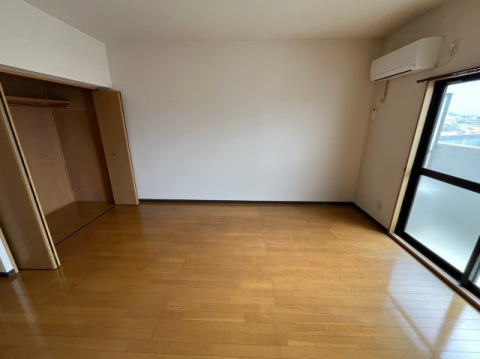 居室・リビング　※写真は別号室です