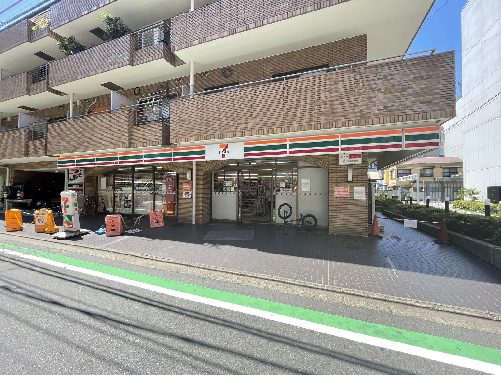コンビニ　セブンイレブン上目黒3丁目店（コンビニ）まで109m