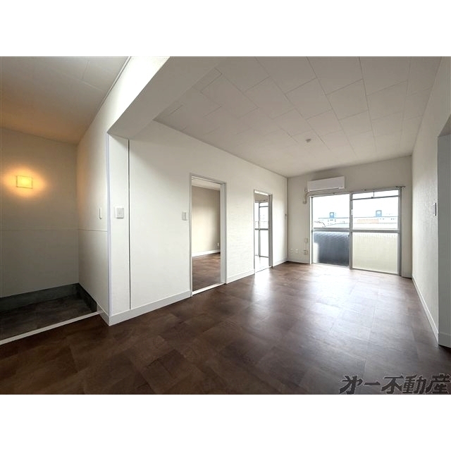 建物外観　ＬＤＫ