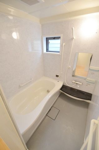 バス・シャワールーム　同一タイプ