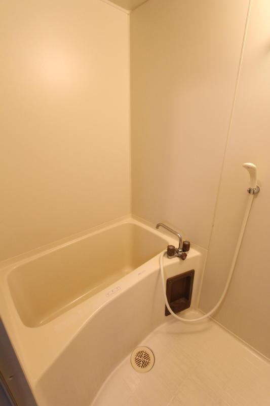 バス・シャワールーム　同タイプ別部屋写真です。現況優先となります。