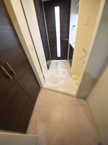 玄関　エステムコート難波Vブロード　玄関スペース