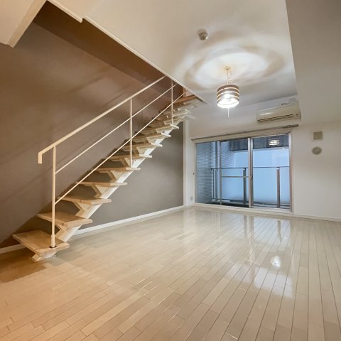 居室・リビング　同仕様タイプです