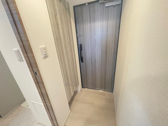 玄関　※別部屋の写真です