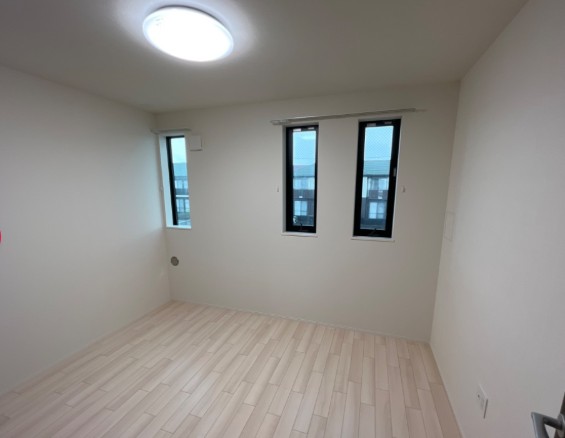 エントランス　写真はイメージになります。