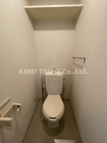 トイレ　玄関です