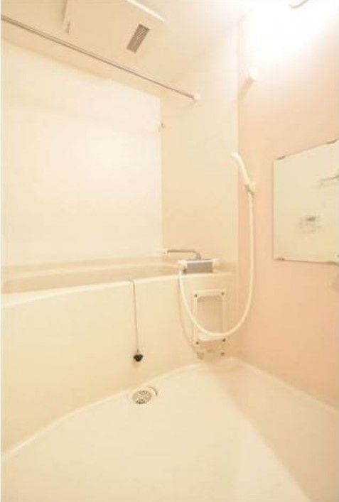 バス・シャワールーム　☆シャワー付き☆