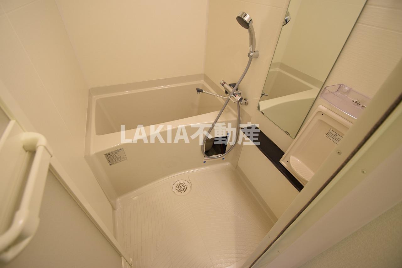 バス・シャワールーム　シャワーの水圧も安心ですよ。
