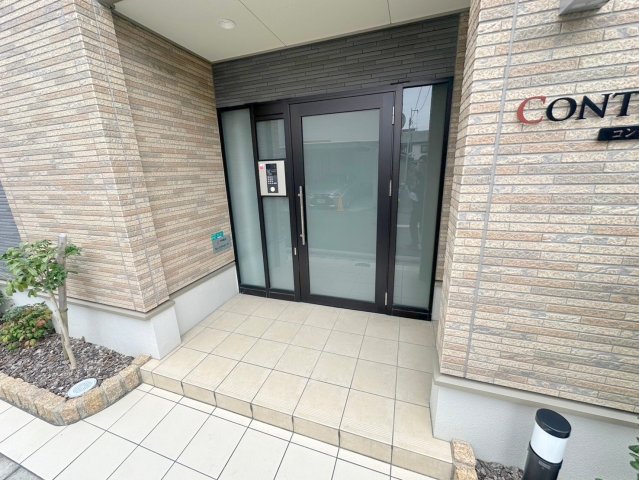 エントランス　綺麗なエントランスです。