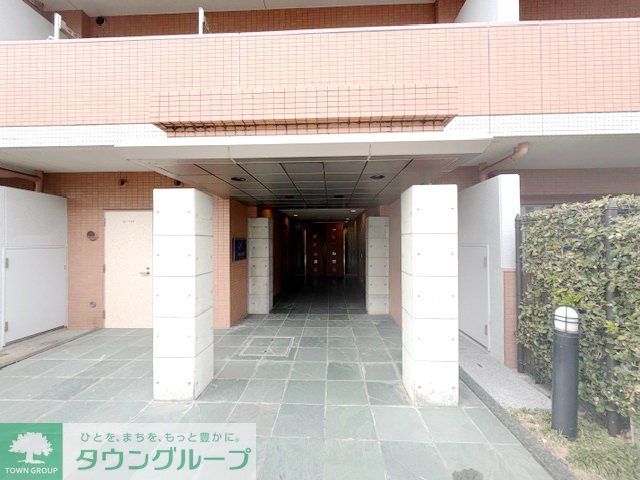 エントランス　エントランス