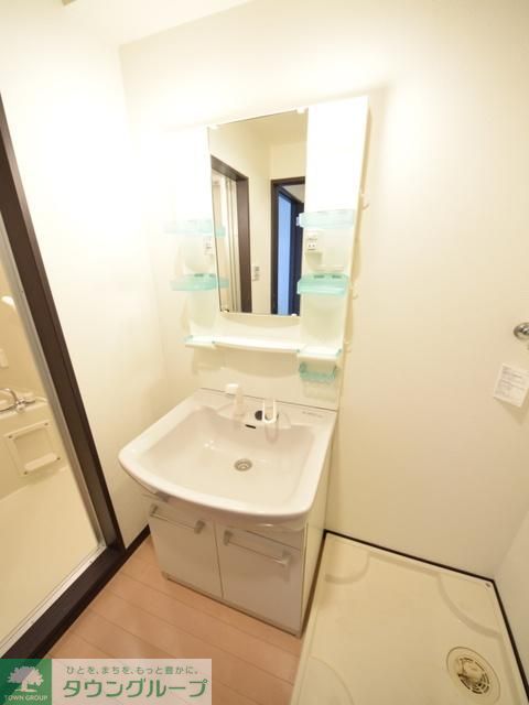 洗面設備　朝便利な独立洗面台