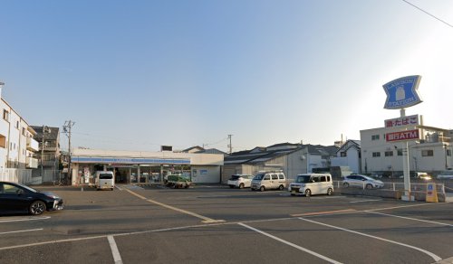 コンビニ　ローソン 東大阪俊徳町五丁目店（コンビニ）まで633m