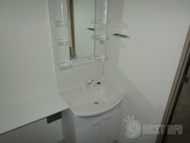 洗面設備　クラリッサ新川崎