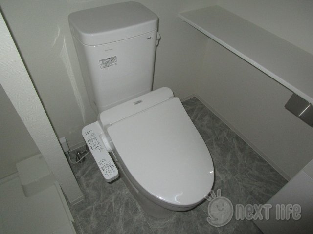 トイレ　クラリッサ新川崎