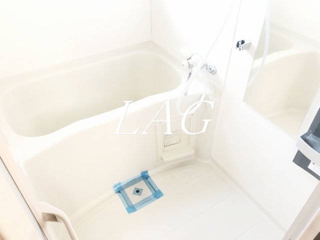 バス・シャワールーム　お風呂です。