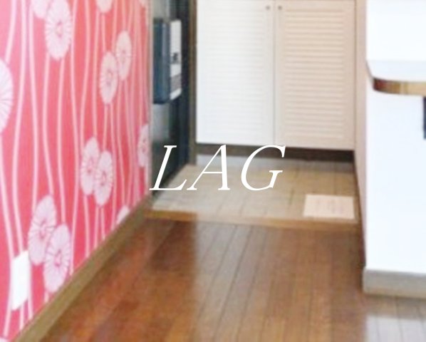 玄関　玄関です。