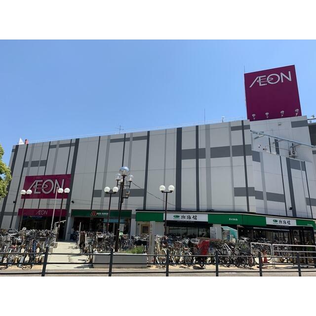 ショッピングセンター　イオン西新井店（ショッピングセンター）まで700m