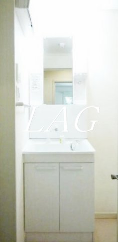洗面設備　独立洗面台です。