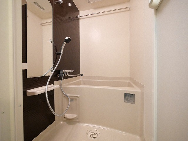 バス・シャワールーム　日々の疲れを癒すお風呂付です