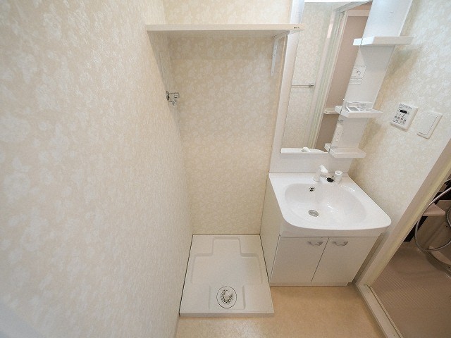 その他設備　洗濯機置き場は室内にあります