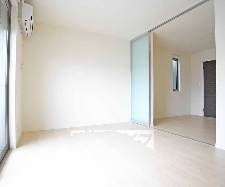 その他部屋・スペース　部屋の仕切りが透明なので開放感良好！