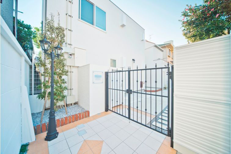 エントランス　★洗練されたデザインのエントランス★