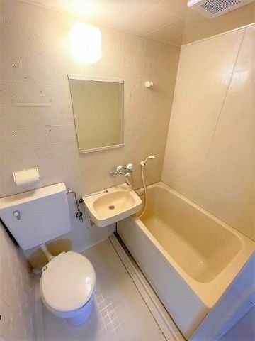 バス・シャワールーム　バス