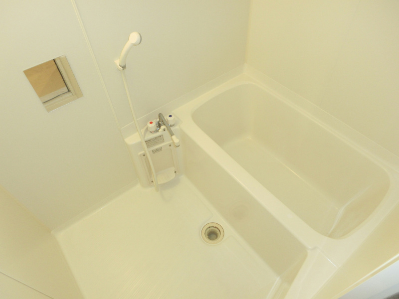 バス・シャワールーム　※同物件の参考写真です