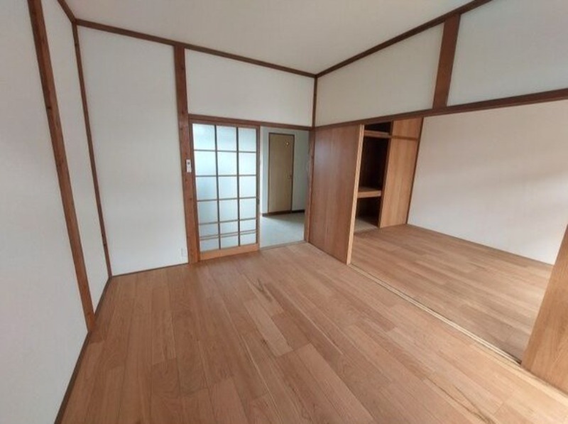 居室・リビング　図面と現状に相違がある場合には現状を優先