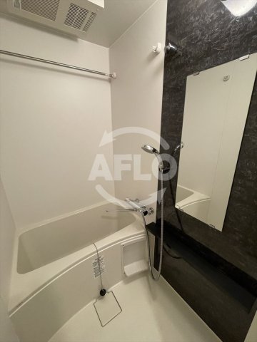 バス・シャワールーム　エスリード京橋アミュゼ　浴室