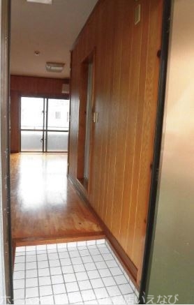玄関　※別部屋・イメージ写真です