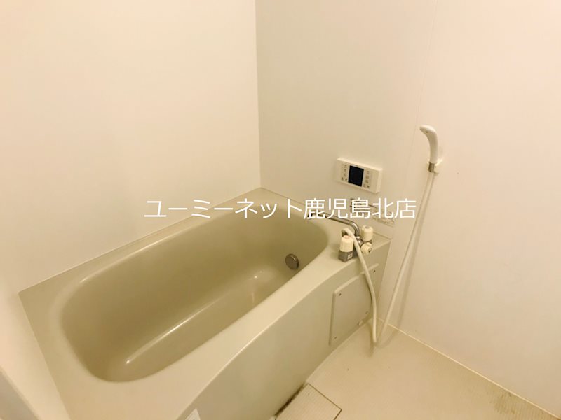 バス・シャワールーム　別部屋の同じタイプです。