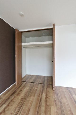 収納　参考写真（同物件別部屋）