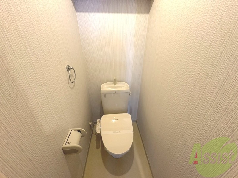 トイレ　トイレにウォシュレットが付いてるのは嬉しいですね。