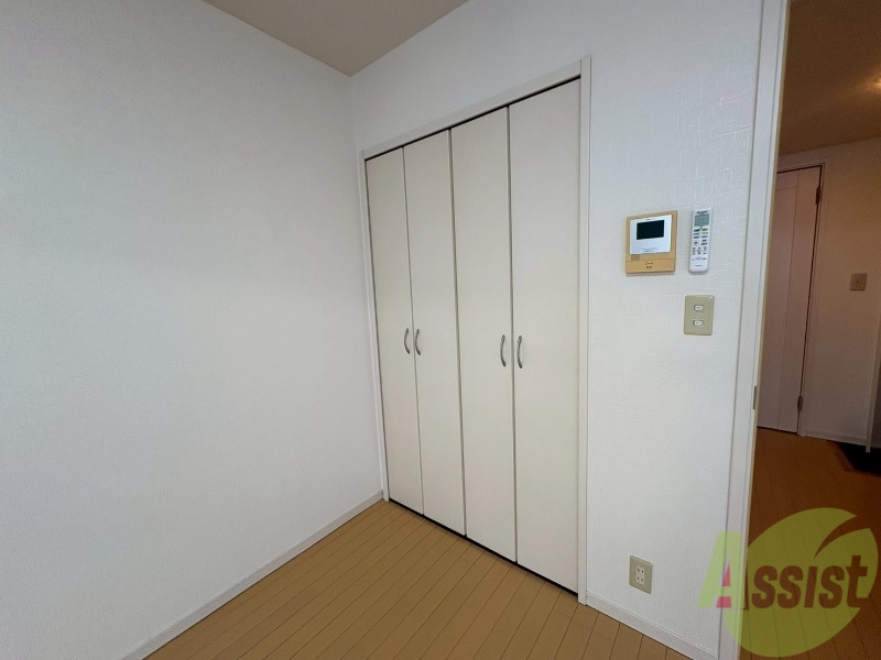 収納　クローゼットがあるのでお洋服の収納にも便利です。