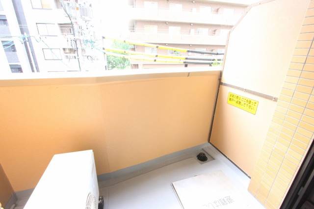 バルコニー　日当たりも良好です。