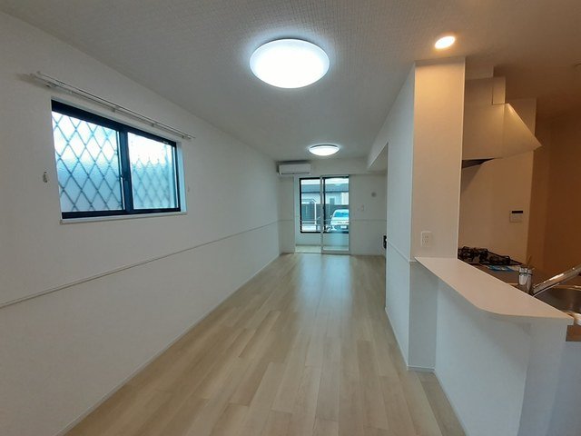 居室・リビング　使いやすい居間です