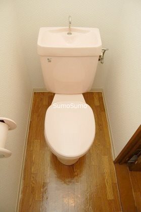 トイレ　落ち着いたトイレです