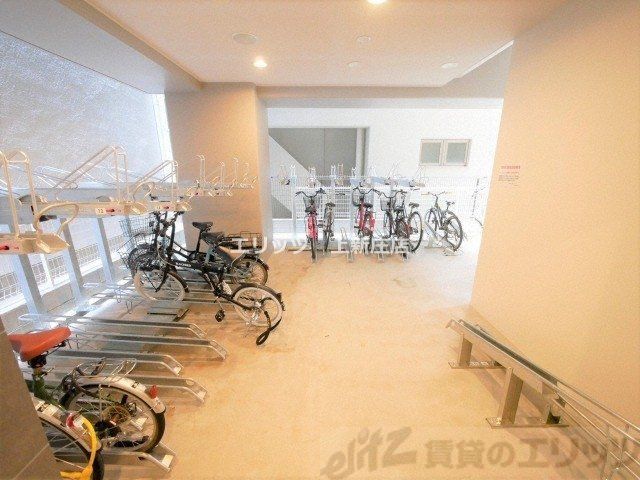 駐車場　駐輪場