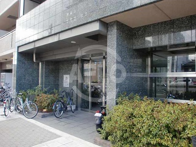 エントランス　プレサンス千日前通　外観