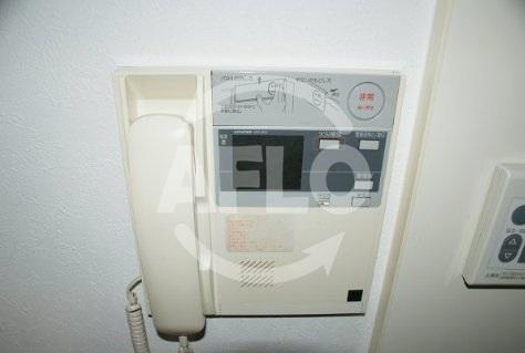 セキュリティ　プレサンス千日前通　インターフォン