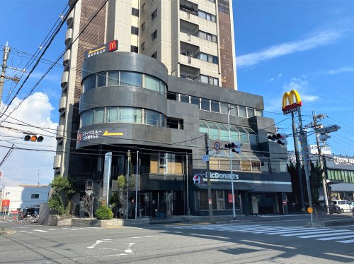 飲食店　マクドナルド 松原店（飲食店）まで579m