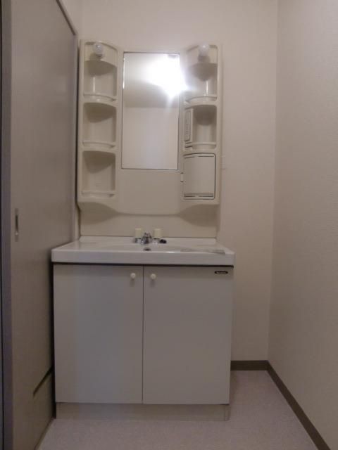 洗面設備　忙しい朝に便利ですね