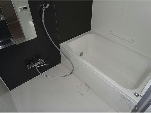 バス・シャワールーム　※別部屋写真
