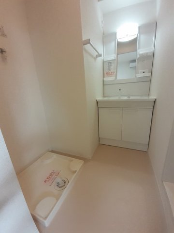 洗面設備　広い洗面スペース
