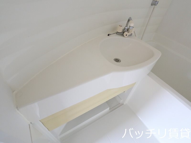 洗面設備　別号室イメージの為、現状を優先致します。