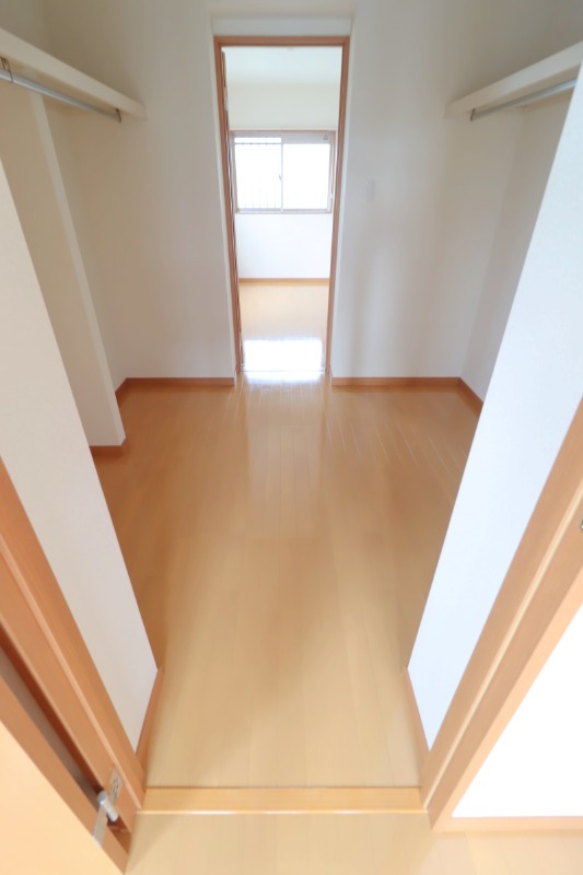 収納　図面と現状に相違がある場合には現状を優先