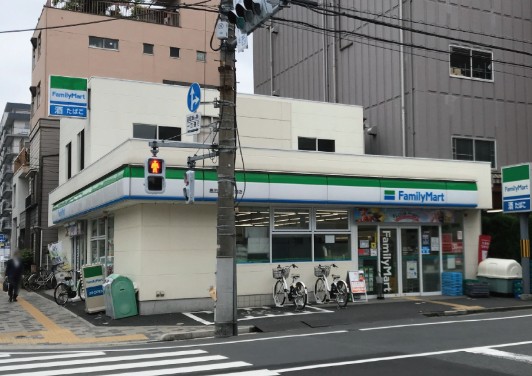 コンビニ　ファミリーマート墨田亀沢二丁目店（コンビニ）まで240m