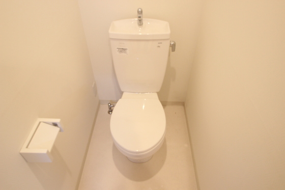 トイレ　※別部屋の写真です